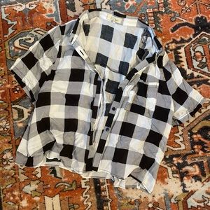 (🌼SALE 2 FOR $10🌼) Buffalo plaid top